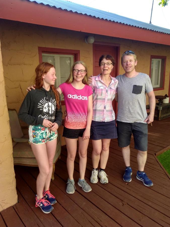 Grand Canyon West Hotel Sheps Miners Inn Chloride Esterno foto